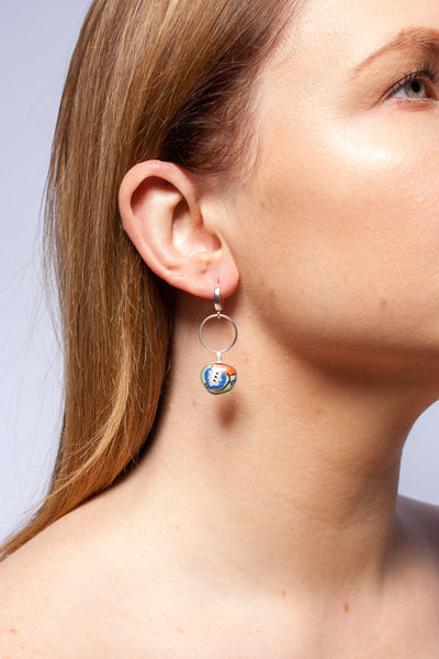 BON BON Colorful long silver earrings with spots