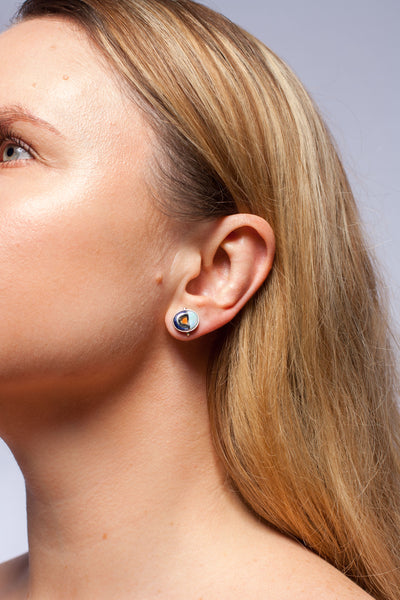 Blue and orange mismatched mini earrings