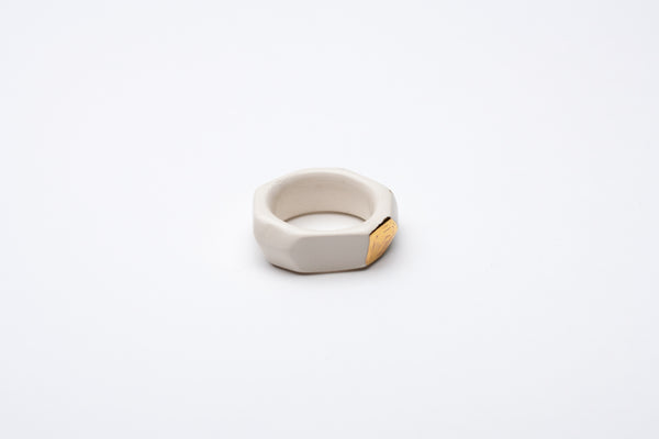 17.5 size ceramic ring Erato
