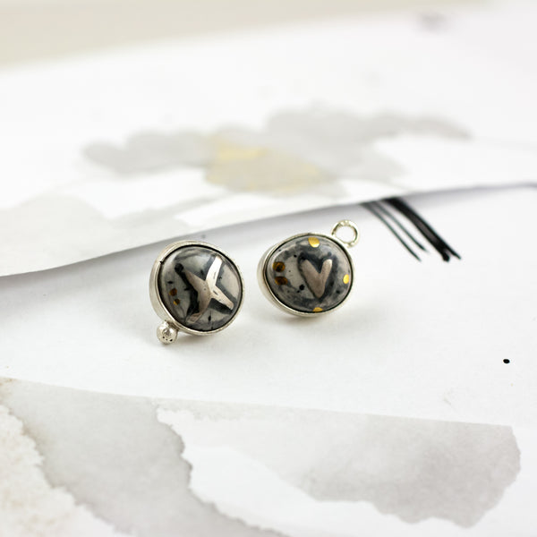 BON BON grey earrings decorated with platinum