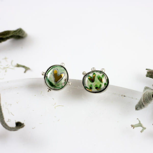 Green BON BON silver earrings with gold hearts