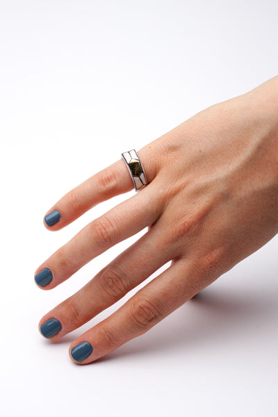 15.5 dydžio keramikos žiedas Iris