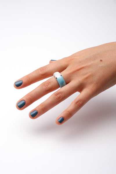 17.5 size ceramic ring Aura