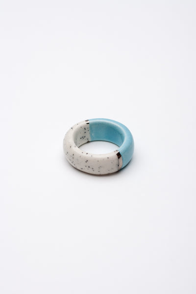 17.5 size ceramic ring Aura