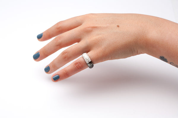 14 size ceramic ring Iaso