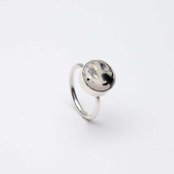 18 size ring GOLDSTEIN