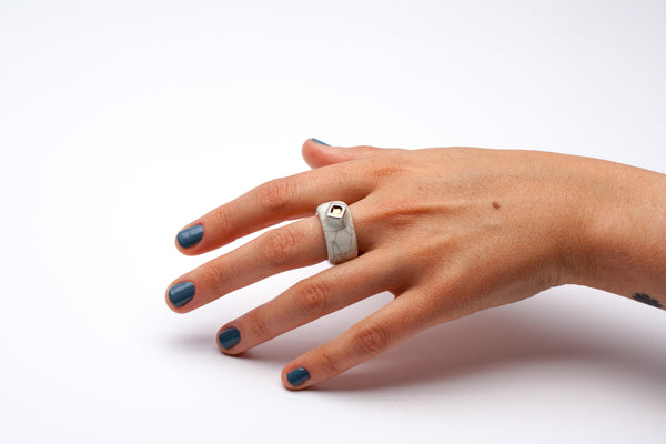 17 izmēra Keramiskais gredzens Demeter