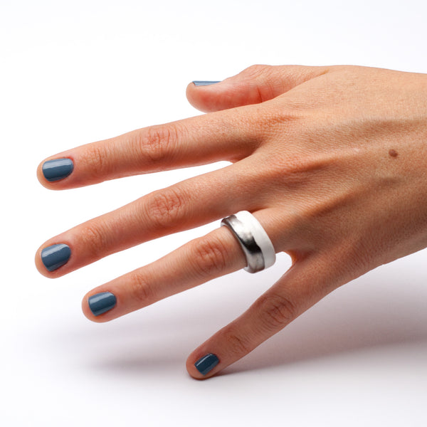 16.5 izmēra keramiskais gredzens Caryatis