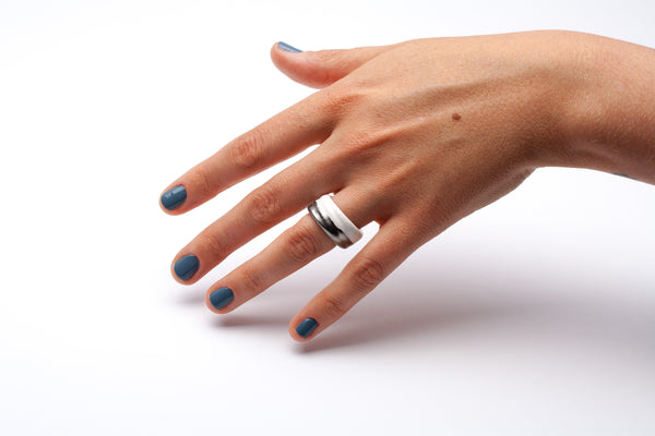 16.5 izmēra keramiskais gredzens Caryatis