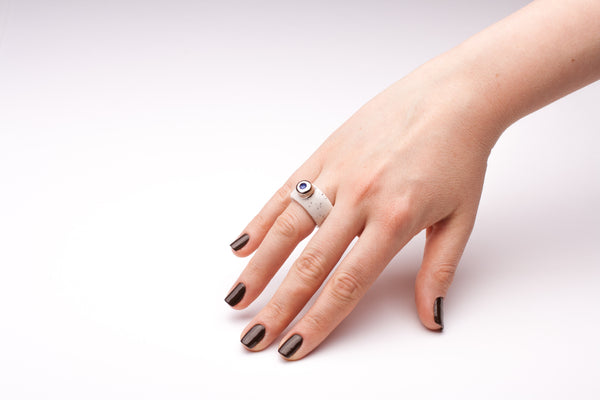 16 izmēra keramiskais gredzens Ap