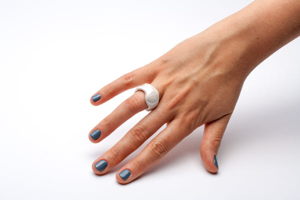 17.5 dydžio keramikos žiedas Heimarmene