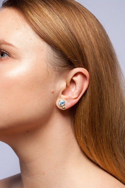 Zili un balti sudraba auskari