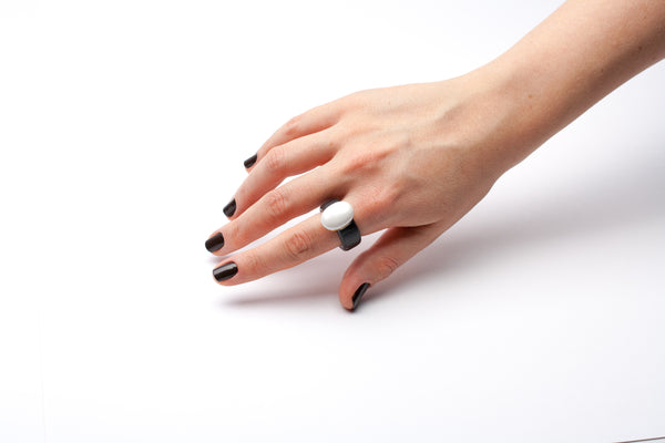 19 dydžio keramikos žiedas Aker