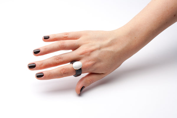 19 dydžio keramikos žiedas Aker