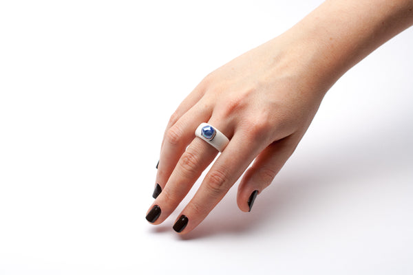 18 dydžio keramikos žiedas Bastet