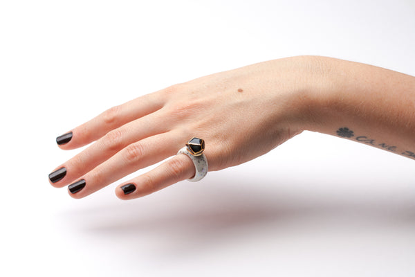 15.5 size ceramic ring Phat