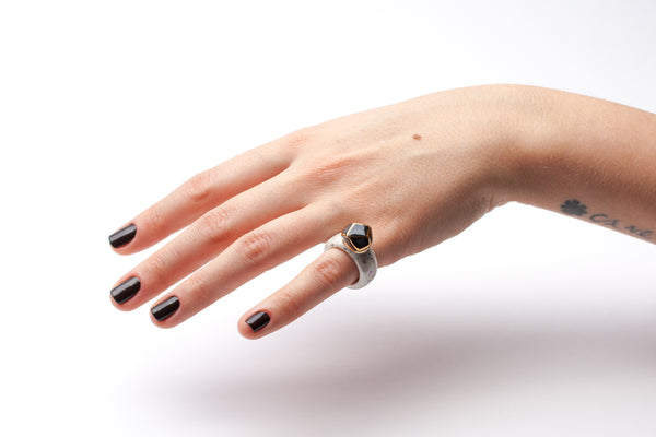 15.5 size ceramic ring Phat