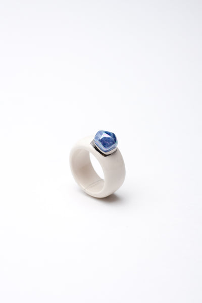 18 dydžio keramikos žiedas Bastet