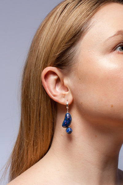 BON BON violeti un tumši zili piekaramie auskari