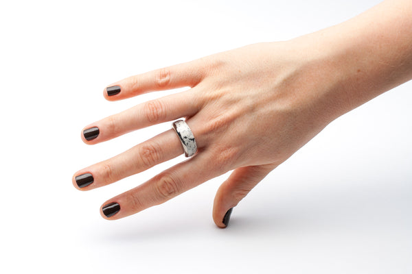 17 izmēra keramiskais gredzens Shai