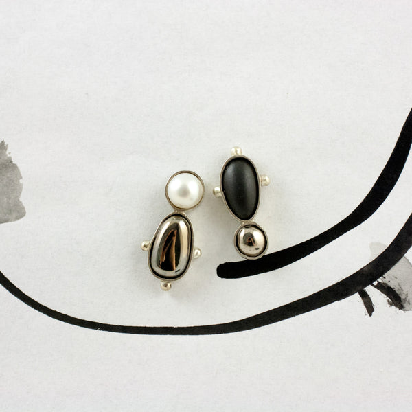 3X3 collection silver earrings with metal luster decore and fresh-water pearls