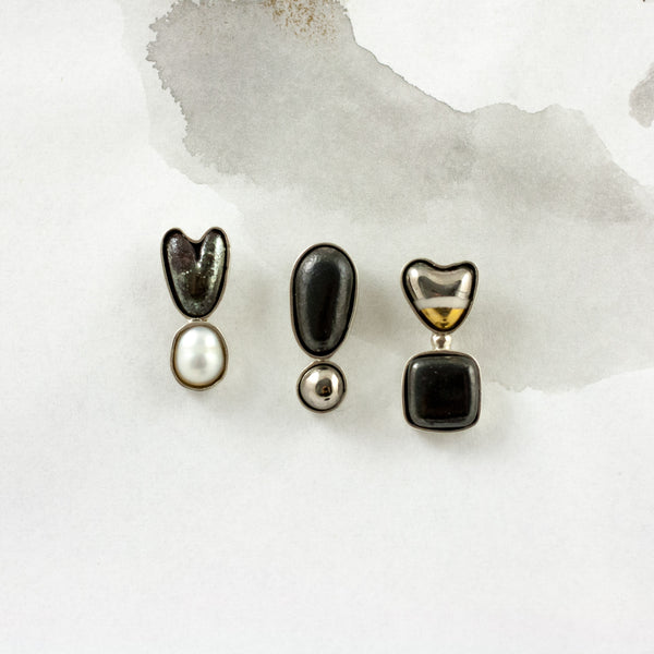 3X3 collection black earrings with hearts