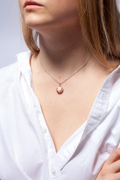BON BON pink ceramic pendant with a gold heart
