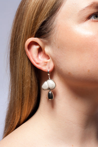 DROPS long white dangle earrings with platinum details