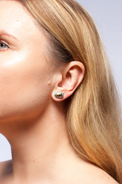 Green color earrings with two gold crowns