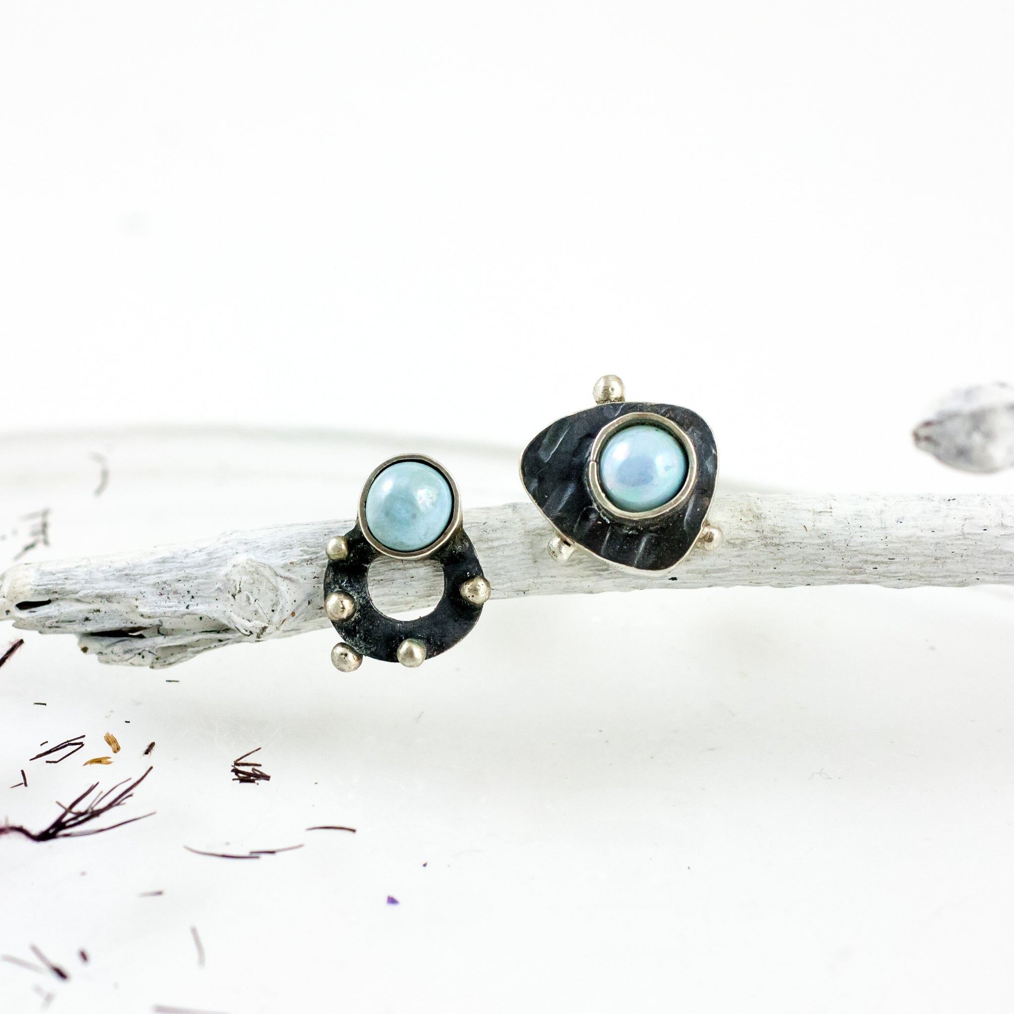 Turqoise mismatched oxidized silver earrings