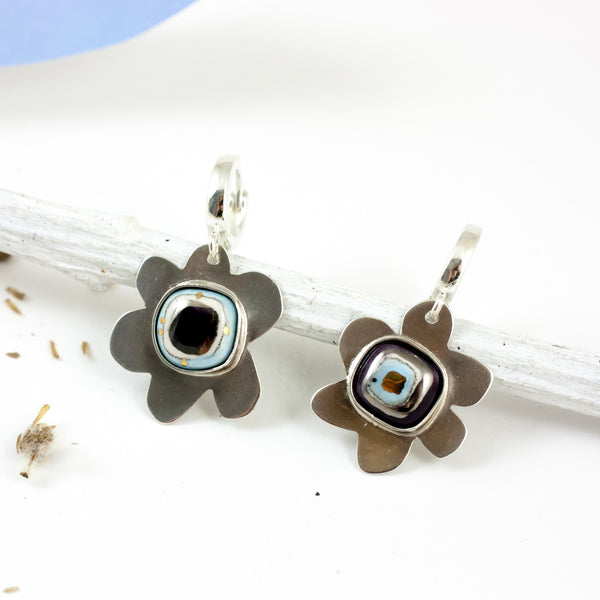 Silver dangle flower earrings with platinum decorated ceramics