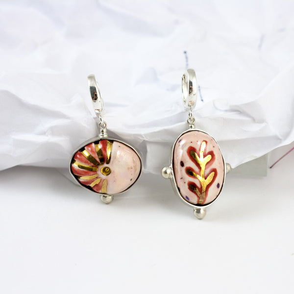 Pink gold-plated ornament ceramic earrings