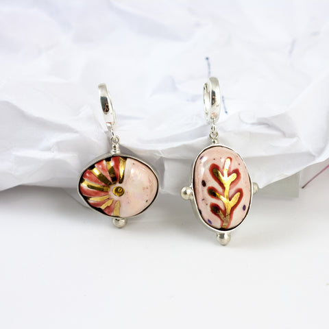 Pink gold-plated ornament ceramic earrings