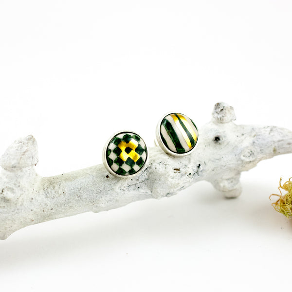 White and gold ABSTRACT earrings with graphic design