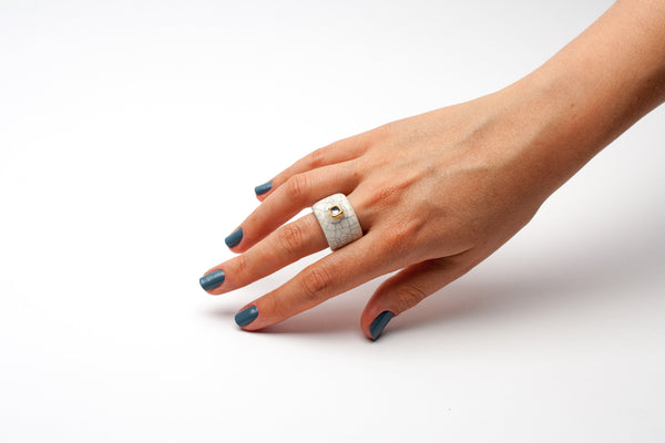 17.5 size ceramic ring Feronia