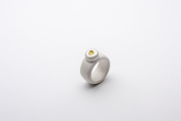 18.5 size ceramic ring Medb