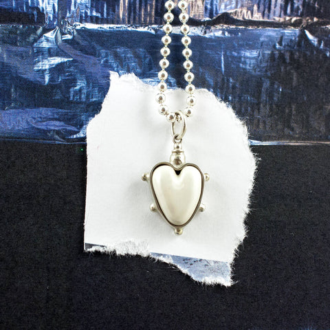 BON BON White heart shaped silver 