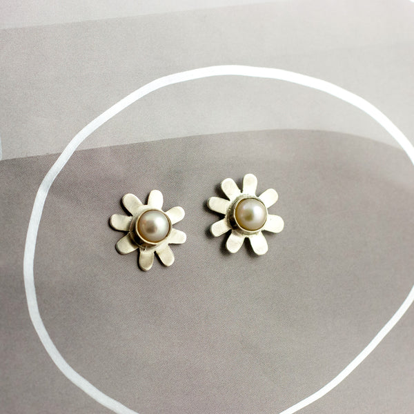 Floral silver stud earrings with pink freshwater pearls