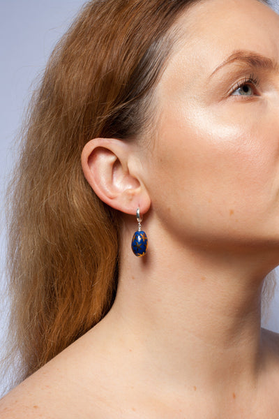 Dark blue dangle earrings DROPS with gold luster flowers