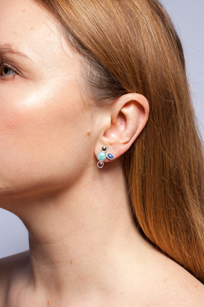 Blue shades bubble earrings with platinum luster