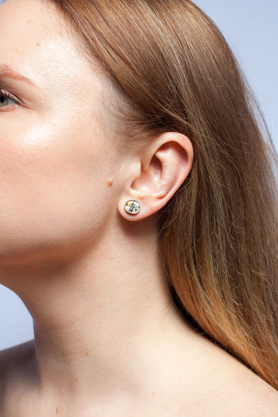 Round and oval form stud earrings ABSTRACT