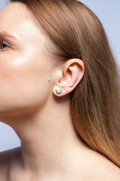BON BON Light green and blue earrings with a flower
