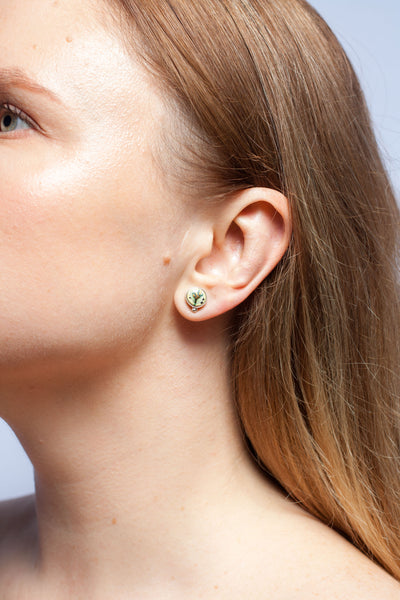 Green BON BON earrings with a gold flower