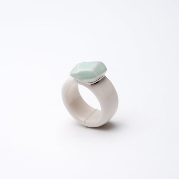 18.5 size ceramic ring Maat