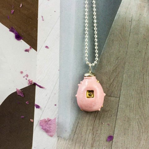 Bright pink mini pendant with gold luster decor