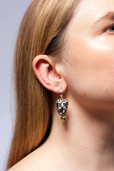 Dangle mismatched checked heart shaped silver earrings