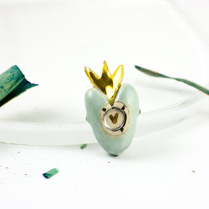 Mint heart-shaped brooch with gold crown