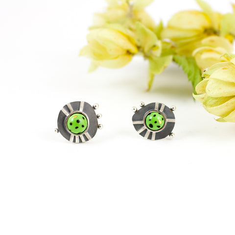 Green round earrings with blackened silver - Aiste Jewelry