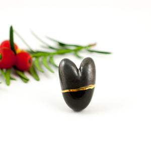 Black heart-shaped brooch with a gold line - Aiste Jewelry