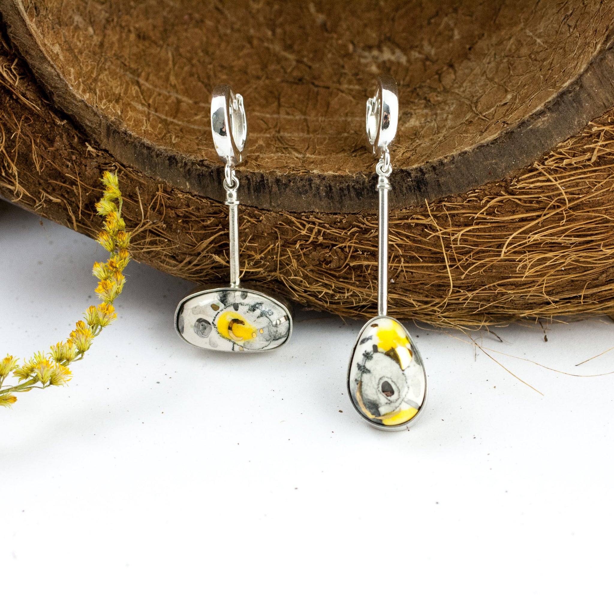 ABSTRACT Long white and yellow earrings - Aiste Jewelry